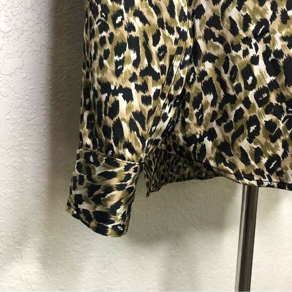 Equipment brown black tan leopard animal print button down top size Large - Picture 5 of 14